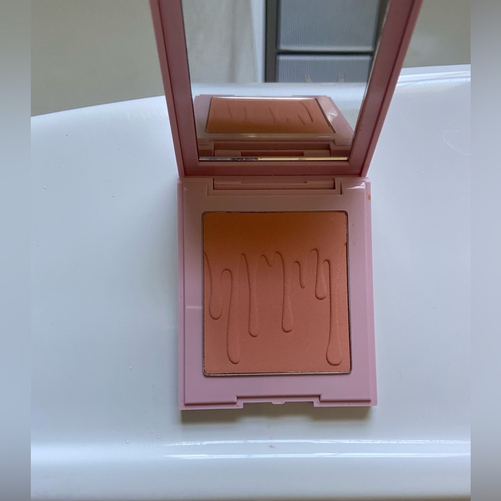 Kylie Blush- Kitten Baby